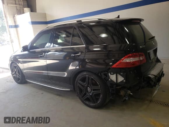 ✅ 2013 Mercedes-Benz M 63 AMG • VIN: 4JGDA7EB0DA214628 • Lot: 46523665. Wystawiony na Copart z przebiegiem 100 158 mil. Bezpłatny archiwum sprzedaży aukcyjnych z USA i szczegółowy raport historii pojazdu na DreamBid. Zdjęcie 2.