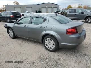 ✅ 2013 Dodge Avenger SE • VIN: 1C3CDZAB1DN537916 • Lot: 77411244. Wystawiony na Copart z przebiegiem 88 730 mil. Bezpłatny archiwum sprzedaży aukcyjnych z USA i szczegółowy raport historii pojazdu na DreamBid. Zdjęcie 2.