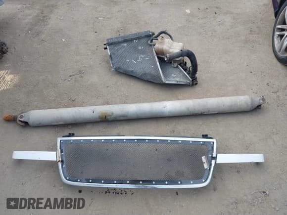 ✅ 2006 Chevrolet Silverado 2500HD LT1 • VIN: 1GCHK23U96F121414 • Lot: 41686044. Listed on IAAI with 165,248 mi. Free auction sales archive from the USA and detailed vehicle history report at DreamBid. Image 11.