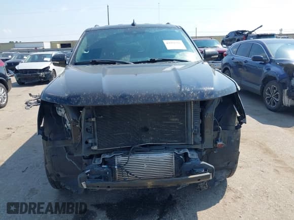 ✅ 2019 Ford Expedition XLT • VIN: 1FMJU1HT0KEA53764 • Lot: 43352751. Listed on IAAI with 104,928 mi. Free auction sales archive from the USA and detailed vehicle history report at DreamBid. Image 6.