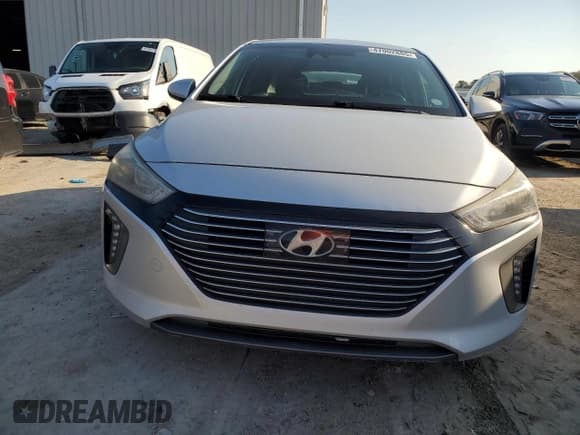 ✅ 2017 Hyundai Ioniq SEL • VIN: KMHC75LC4HU044949 • Lot: 47002885. Wystawiony na Copart z przebiegiem 131 928 mil. Bezpłatny archiwum sprzedaży aukcyjnych z USA i szczegółowy raport historii pojazdu na DreamBid. Zdjęcie 5.