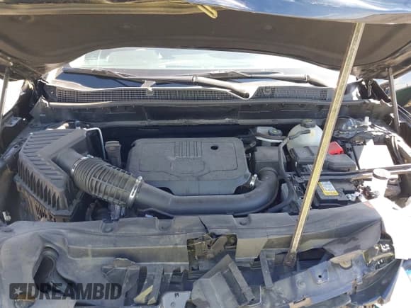 ✅ 2025 Chevrolet Blazer LT • VIN: 3GNKBCR42SS128429 • Lot: 43315384. Listed on IAAI with 32,015 mi. Free auction sales archive from the USA and detailed vehicle history report at DreamBid. Image 10.