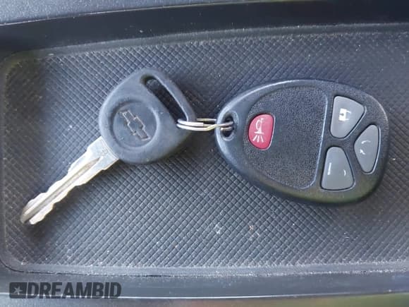 ✅ 2009 Chevrolet Silverado 1500 • VIN: 3GCEC33J49G171507 • Lot: 41811216. Wystawiony na IAAI z przebiegiem 277 573 mil. Bezpłatny archiwum sprzedaży aukcyjnych z USA i szczegółowy raport historii pojazdu na DreamBid. Zdjęcie 11.