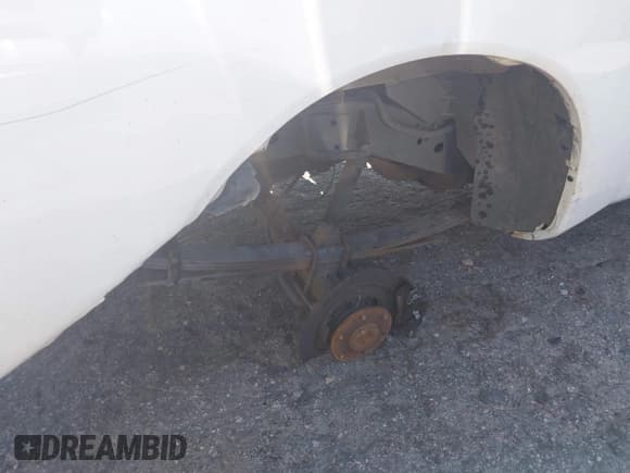 ✅ 2014 Nissan Titan SE • VIN: 1N6BA0EK1EN518044 • Лот: 42294912. Опубликован ранее на IAAI с пробегом 131 190 миль. Бесплатный доступ к архиву аукционных продаж из США и подробный отчёт об истории автомобиля на DreamBid. Изображение 17.