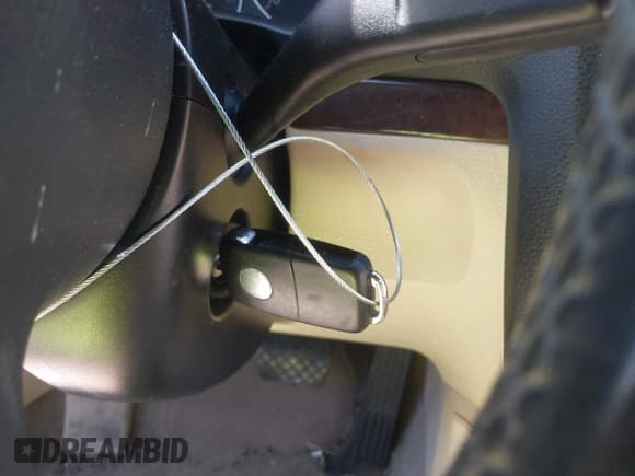 ✅ 2007 Volkswagen Eos 2.0T • VIN: WVWFA71F47V037701 • Lot: 43119470. Wystawiony na IAAI z przebiegiem 227 011 mil. Bezpłatny archiwum sprzedaży aukcyjnych z USA i szczegółowy raport historii pojazdu na DreamBid. Zdjęcie 11.