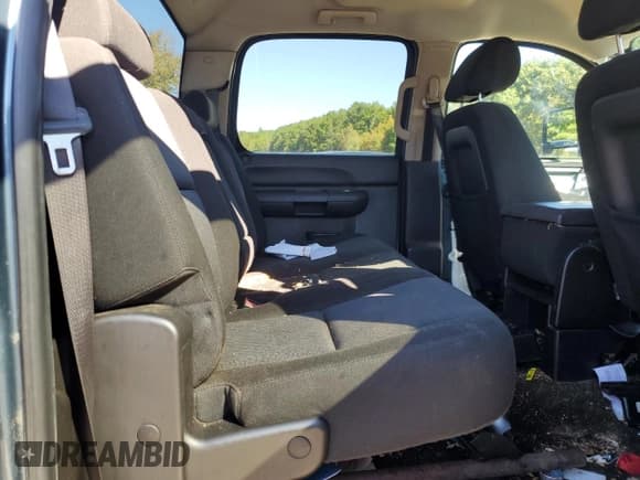 ✅ 2010 Chevrolet Silverado 1500 LT • VIN: 3GCRKSE38AG192118 • Lot: 73233464. Listed on Copart with 157,212 mi. Free auction sales archive from the USA and detailed vehicle history report at DreamBid. Image 10.