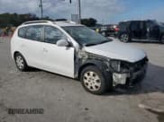 ✅ 2011 Hyundai Elantra SE • VIN: KMHDC8AE9BU122557 • Lot: 89470285. Listed on Copart with 205,009 mi. Free auction sales archive from the USA and detailed vehicle history report at DreamBid. Image 4.