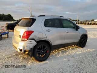 2019 Chevrolet Trax LT с VIN 3GNCJLSB3KL388896, выставлен на аукционе Copart как лот 81301735 с пробегом 80 816 миль миль и Списание • Salvage title. История ставок и продаж доступна на DreamBid. Изображение 3.