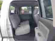 2008 Dodge Dakota SXT z VIN 1D7HW38K98S594036, wystawiony jako IAAI lot #42418267 z przebiegiem 77 135 mil mil oraz . Historia ofert i sprzedaży dostępna na DreamBid. Obrazek 8.