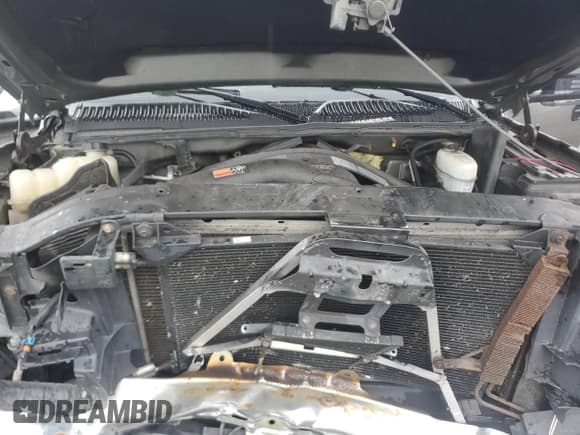 ✅ 2006 Chevrolet Silverado 2500HD LT2 • VIN: 1GCHK23U86F134204 • Lot: 68744365. Wystawiony na Copart z przebiegiem 203 046 mil. Bezpłatny archiwum sprzedaży aukcyjnych z USA i szczegółowy raport historii pojazdu na DreamBid. Zdjęcie 11.