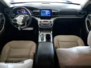 ✅ 2021 Ford Explorer XLT • VIN: 1FMSK7DH3MGA78292 • Lot: 85548335. Listed on Copart with 119,610 mi. Free auction sales archive from the USA and detailed vehicle history report at DreamBid. Image 8.