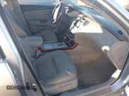 ✅ 2007 Hyundai Azera SE • VIN: KMHFC46F87A181658 • Lot: 43741439. Listed on IAAI with 233,811 mi. Free auction sales archive from the USA and detailed vehicle history report at DreamBid. Image 5.