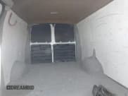 ✅ 2011 Chevrolet Express Cargo • VIN: 1GCSGAFX1B1175739 • Lot: 43458555. Wystawiony na IAAI z przebiegiem 95 298 mil. Bezpłatny archiwum sprzedaży aukcyjnych z USA i szczegółowy raport historii pojazdu na DreamBid. Zdjęcie 8.