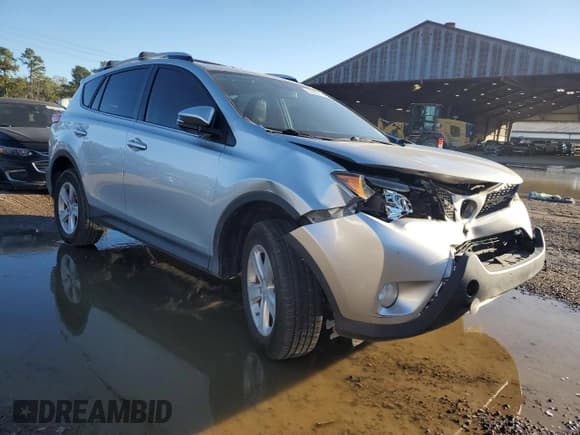 ✅ 2013 Toyota RAV4 XLE • VIN: JTMWFREV6D5011269 • Лот: 90295905. Опубликован ранее на Copart с пробегом 173 452 миль. Бесплатный доступ к архиву аукционных продаж из США и подробный отчёт об истории автомобиля на DreamBid. Изображение 4.