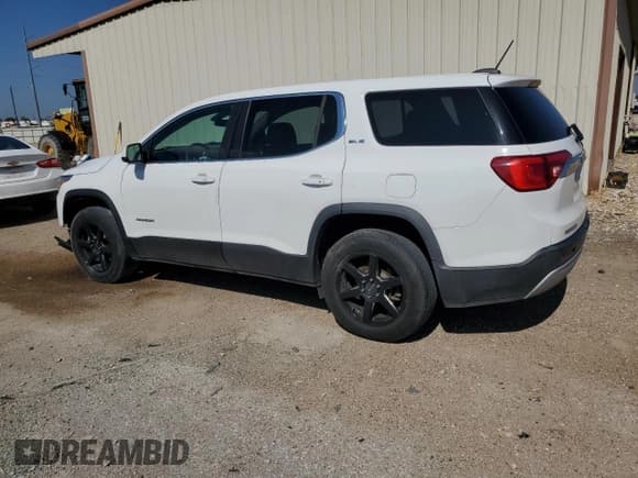 ✅ 2017 GMC Acadia SLE • VIN: 1GKKNKLA6HZ245570 • Lot: 90206435. Listed on Copart with 120,050 mi. Free auction sales archive from the USA and detailed vehicle history report at DreamBid. Image 2.