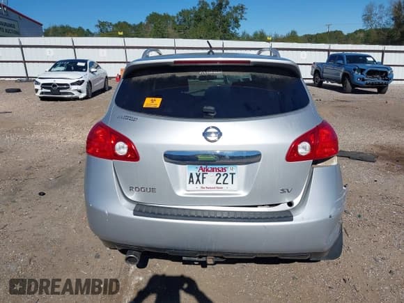 ✅ 2012 Nissan Rogue S • VIN: JN8AS5MT2CW611413 • Lot: 40914023. Wystawiony na IAAI z przebiegiem 137 299 mil. Bezpłatny archiwum sprzedaży aukcyjnych z USA i szczegółowy raport historii pojazdu na DreamBid. Zdjęcie 17.