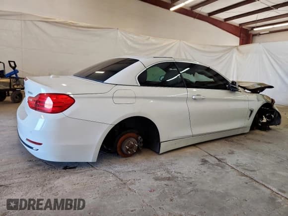 ✅ 2015 BMW 4 Series 428i • VIN: WBA3V7C56FP772241 • Lot: 89617585. Wystawiony na Copart z przebiegiem Nie podano. Bezpłatny archiwum sprzedaży aukcyjnych z USA i szczegółowy raport historii pojazdu na DreamBid. Zdjęcie 3.