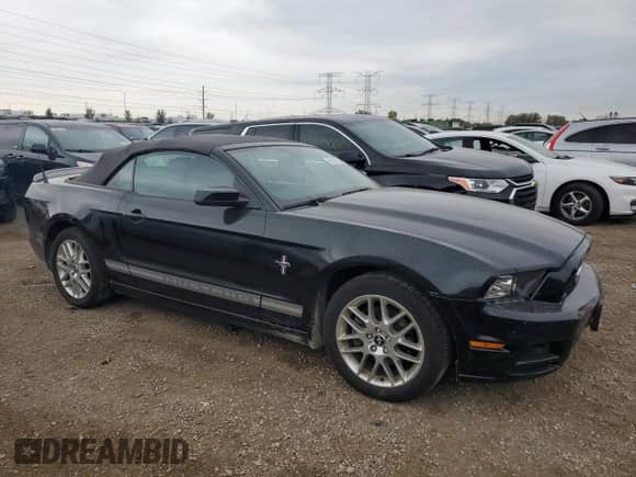 2014 Ford Mustang V6 с VIN 1ZVBP8EM1E5305903, выставлен на аукционе Copart как лот 86144315 с пробегом 172 158 миль миль и Списание • Salvage title. История ставок и продаж доступна на DreamBid. Изображение 4.