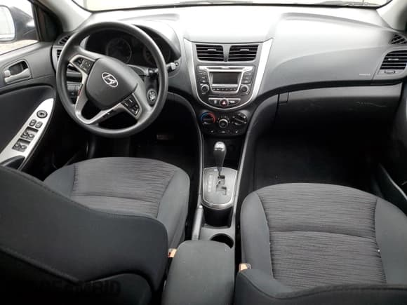 ✅ 2016 Hyundai Accent SE • VIN: KMHCT5AE2GU260958 • Лот: 73593644. Опубликован ранее на Copart с пробегом Не указан. Бесплатный доступ к архиву аукционных продаж из США и подробный отчёт об истории автомобиля на DreamBid. Изображение 8.