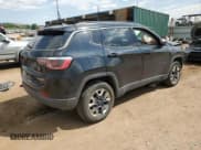 ✅ 2018 Jeep Compass Trailhawk • VIN: 3C4NJDDB6JT403894 • Lot: 71700245. Wystawiony na Copart z przebiegiem 112 187 mil. Bezpłatny archiwum sprzedaży aukcyjnych z USA i szczegółowy raport historii pojazdu na DreamBid. Zdjęcie 3.