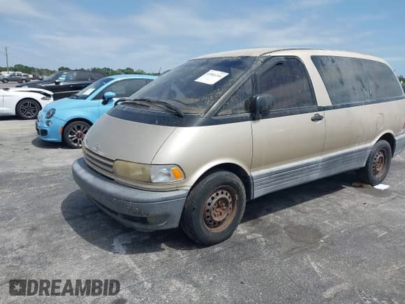 ✅ 1996 Toyota Previa • VIN: JT3GK12M1T1244502 • Lot: 41801244. Wystawiony na IAAI z przebiegiem 177 742 mil. Bezpłatny archiwum sprzedaży aukcyjnych z USA i szczegółowy raport historii pojazdu na DreamBid. Zdjęcie 2.
