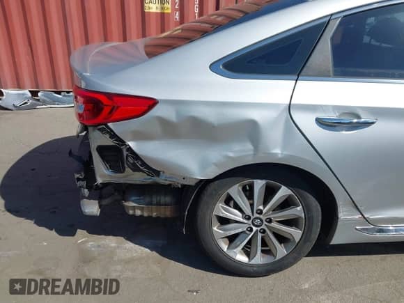 2017 Hyundai Sonata Sport with VIN 5NPE34AF8HH521280, listed as a IAAI auction lot 43405120 with 85,634 mi miles and . Bid and sale history available at DreamBid. Image 6.