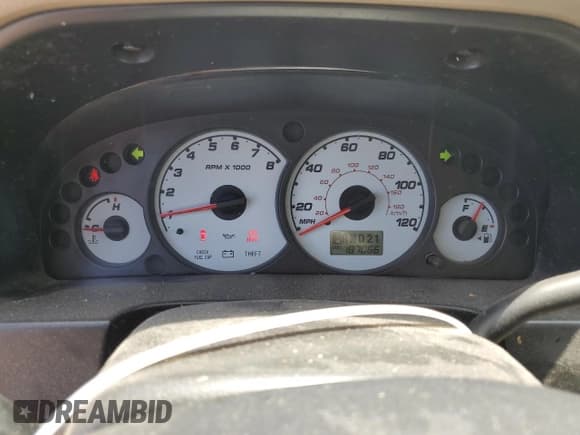 ✅ 2004 Ford Escape XLT • VIN: 1FMYU03174DA15312 • Lot: 58361005. Wystawiony na Copart z przebiegiem 187 066 mil. Bezpłatny archiwum sprzedaży aukcyjnych z USA i szczegółowy raport historii pojazdu na DreamBid. Zdjęcie 9.