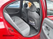 ✅ 2004 Hyundai Elantra GLS • VIN: KMHDN46D24U818733 • Lot: 41071051. Wystawiony na IAAI z przebiegiem 124 797 mil. Bezpłatny archiwum sprzedaży aukcyjnych z USA i szczegółowy raport historii pojazdu na DreamBid. Zdjęcie 8.