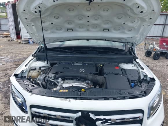 ✅ 2020 Mercedes-Benz GLB 250 • VIN: WDC4M4GB9LW001101 • Lot: 43265781. Listed on IAAI with 70,413 mi. Free auction sales archive from the USA and detailed vehicle history report at DreamBid. Image 10.