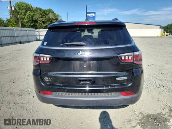 2020 Jeep Compass Latitude с VIN 3C4NJCBBXLT224774, выставлен на аукционе Copart как лот 65712475 с пробегом 86 793 миль миль и Списание • Salvage title. История ставок и продаж доступна на DreamBid. Изображение 6.