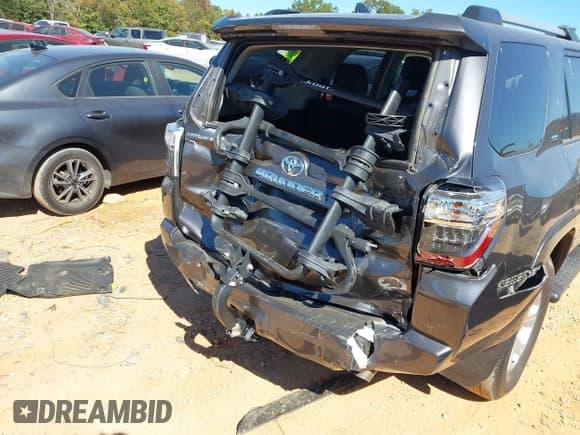 ✅ 2023 Toyota 4Runner SR5 Premium • VIN: JTEFU5JR6P5289418 • Lot: 43461436. Listed on IAAI with 39,533 mi. Free auction sales archive from the USA and detailed vehicle history report at DreamBid. Image 22.