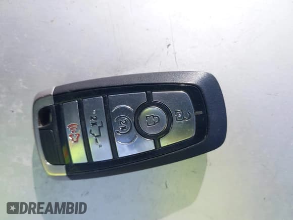 ✅ 2020 Ford F-250 XL • VIN: 1FT7W2BT6LED27669 • Lot: 41959685. Wystawiony na IAAI z przebiegiem 47 644 mil. Bezpłatny archiwum sprzedaży aukcyjnych z USA i szczegółowy raport historii pojazdu na DreamBid. Zdjęcie 11.