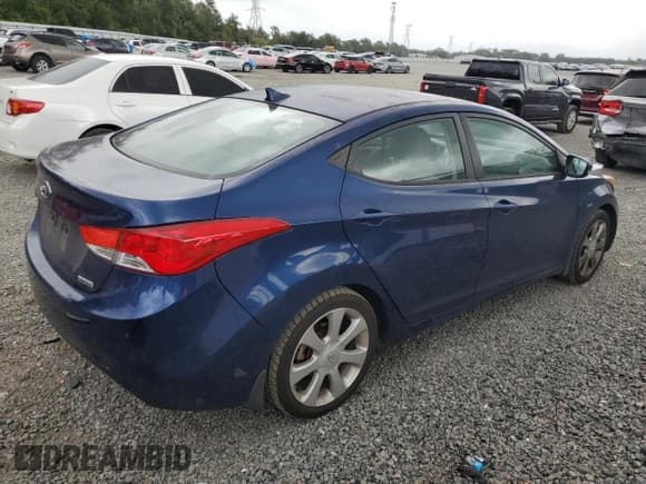 ✅ 2013 Hyundai Elantra Limited • VIN: KMHDH4AE7DU835535 • Лот: 84926305. Опубликован ранее на Copart с пробегом 134 926 миль. Бесплатный доступ к архиву аукционных продаж из США и подробный отчёт об истории автомобиля на DreamBid. Изображение 3.