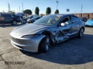 ✅ 2024 Tesla Model 3 • VIN: 5YJ3E1EA4RF872251 • Lot: 84894825. Wystawiony na Copart z przebiegiem Nie podano. Bezpłatny archiwum sprzedaży aukcyjnych z USA i szczegółowy raport historii pojazdu na DreamBid. Zdjęcie 1.