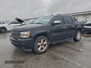 ✅ 2008 Chevrolet Avalanche LTZ • VIN: 3GNEC12038G121779 • Lot: 94522005. Listed on Copart with 194,695 mi. Free auction sales archive from the USA and detailed vehicle history report at DreamBid. Image 1.
