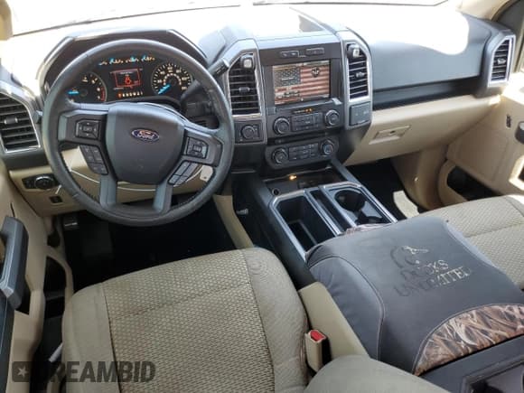 ✅ 2015 Ford F-150 XLT • VIN: 1FTEW1EFXFFC68941 • Lot: 52002825. Listed on Copart with 152,805 mi. Free auction sales archive from the USA and detailed vehicle history report at DreamBid. Image 8.