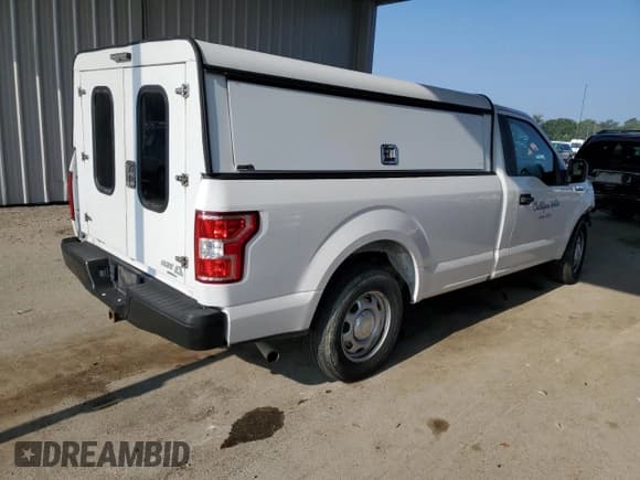 ✅ 2018 Ford F-150 XL • VIN: 1FTMF1CB3JKD31065 • Лот: 67507495. Опубликован ранее на Copart с пробегом 96 223 миль. Бесплатный доступ к архиву аукционных продаж из США и подробный отчёт об истории автомобиля на DreamBid. Изображение 3.