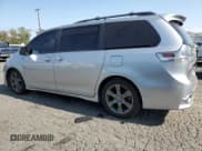 ✅ 2020 Toyota Sienna SE • VIN: 5TDXZ3DC9LS051833 • Lot: 71792145. Listed on Copart with 71,465 mi. Free auction sales archive from the USA and detailed vehicle history report at DreamBid. Image 2.