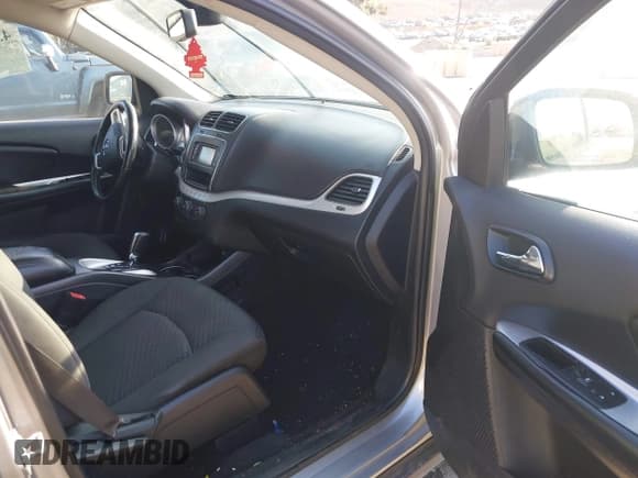 ✅ 2018 Dodge Journey SXT • VIN: 3C4PDCBB7JT414822 • Lot: 43356137. Listed on IAAI with 74,439 mi. Free auction sales archive from the USA and detailed vehicle history report at DreamBid. Image 5.