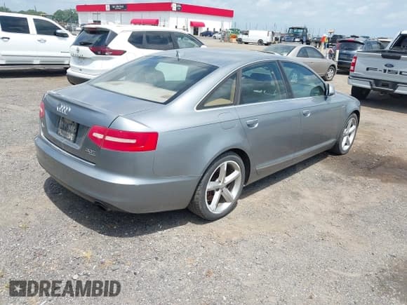 ✅ 2010 Audi A6 • VIN: WAUKGBFB6AN030226 • Lot: 42594546. Listed on IAAI with 184,957 mi. Free auction sales archive from the USA and detailed vehicle history report at DreamBid. Image 4.
