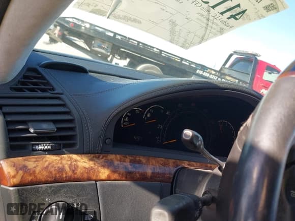 ✅ 2001 Mercedes-Benz S 600 • VIN: WDBNG78J61A137932 • Lot: 41134529. Listed on IAAI with Not provided. Free auction sales archive from the USA and detailed vehicle history report at DreamBid. Image 7.