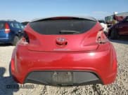 ✅ 2015 Hyundai Veloster • VIN: KMHTC6AD0FU240784 • Lot: 75347744. Wystawiony na Copart z przebiegiem 126 638 mil. Bezpłatny archiwum sprzedaży aukcyjnych z USA i szczegółowy raport historii pojazdu na DreamBid. Zdjęcie 6.