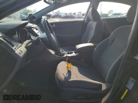 ✅ 2013 Hyundai Sonata GLS • VIN: 5NPEB4AC0DH666669 • Lot: 64456624. Wystawiony na Copart z przebiegiem 125 483 mil. Bezpłatny archiwum sprzedaży aukcyjnych z USA i szczegółowy raport historii pojazdu na DreamBid. Zdjęcie 7.