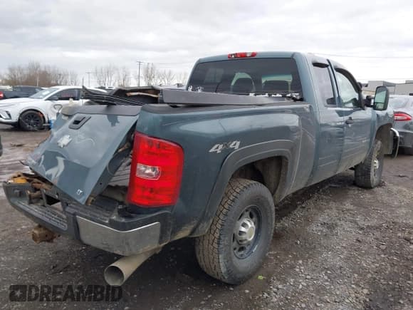 ✅ 2008 Chevrolet Silverado 2500HD LTZ • VIN: 1GCHK29658E118849 • Lot: 43683198. Listed on IAAI with 150,447 mi. Free auction sales archive from the USA and detailed vehicle history report at DreamBid. Image 4.