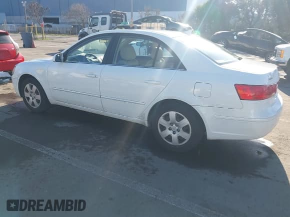 ✅ 2009 Hyundai Sonata GLS • VIN: 5NPET46C69H444389 • Лот: 41457016. Опубликован ранее на IAAI с пробегом 182 437 миль. Бесплатный доступ к архиву аукционных продаж из США и подробный отчёт об истории автомобиля на DreamBid. Изображение 3.