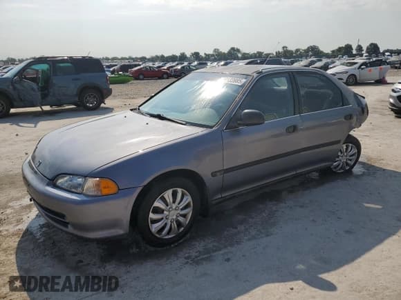 ✅ 1995 Honda Civic • VIN: 1HGEG8657SL050562 • Lot: 69133985. Listed on Copart with 101,720 mi. Free auction sales archive from the USA and detailed vehicle history report at DreamBid. Image 1.