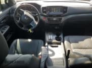 ✅ 2021 Honda Passport EX-L • VIN: 5FNYF7H52MB008411 • Lot: 70598655. Listed on Copart with 94,422 mi. Free auction sales archive from the USA and detailed vehicle history report at DreamBid. Image 8.