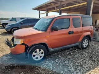 ✅ 2011 Honda Element EX • VIN: 5J6YH2H77BL004857 • Lot: 81608825. Listed on Copart with 110,120 mi. Free auction sales archive from the USA and detailed vehicle history report at DreamBid. Image 1.