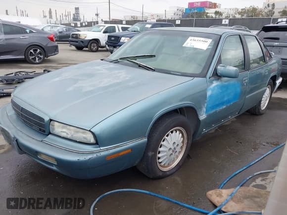 ✅ 1995 Buick Regal • VIN: 2G4WF52L0S1483229 • Lot: 43635500. Listed on IAAI with 55,868 mi. Free auction sales archive from the USA and detailed vehicle history report at DreamBid. Image 2.