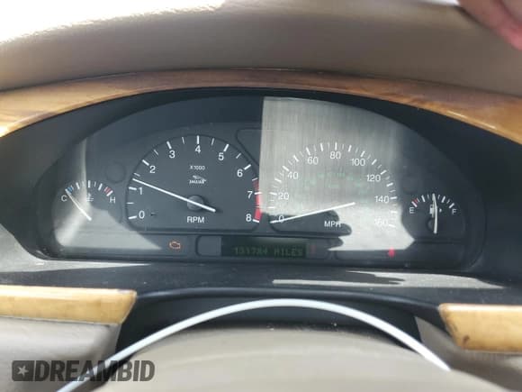 ✅ 2002 Jaguar S-Type • VIN: SAJDA01N92FM41152 • Lot: 58484975. Wystawiony na Copart z przebiegiem 131 784 mil. Bezpłatny archiwum sprzedaży aukcyjnych z USA i szczegółowy raport historii pojazdu na DreamBid. Zdjęcie 9.